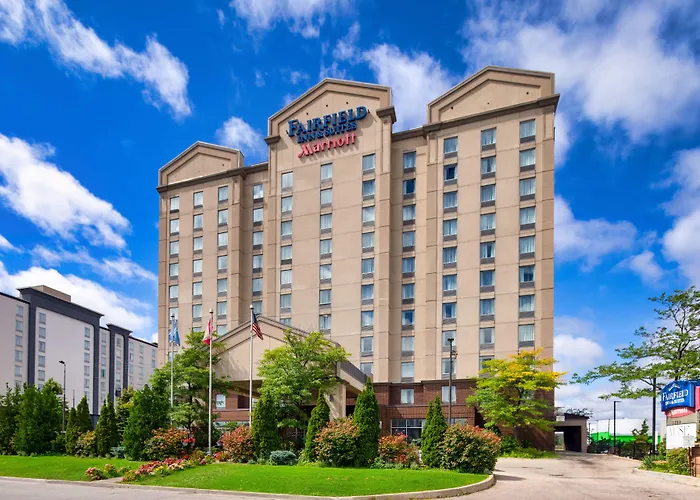 Fairfield Inn & Suites By Marriott Toronto AirportAirport Hotel